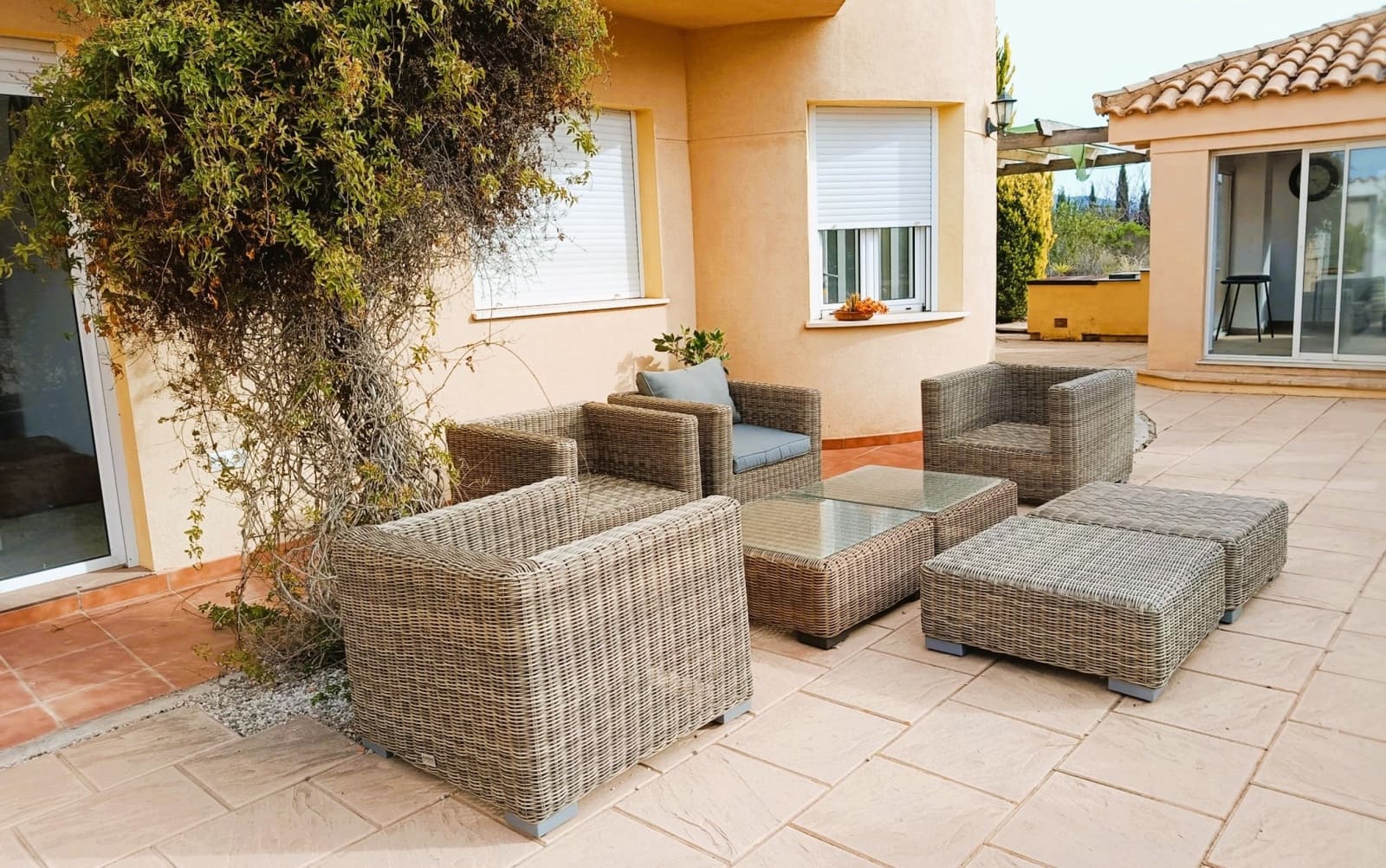 5 bedroom Villa for sale in Elda - € 450,000 (Ref: 9495144)