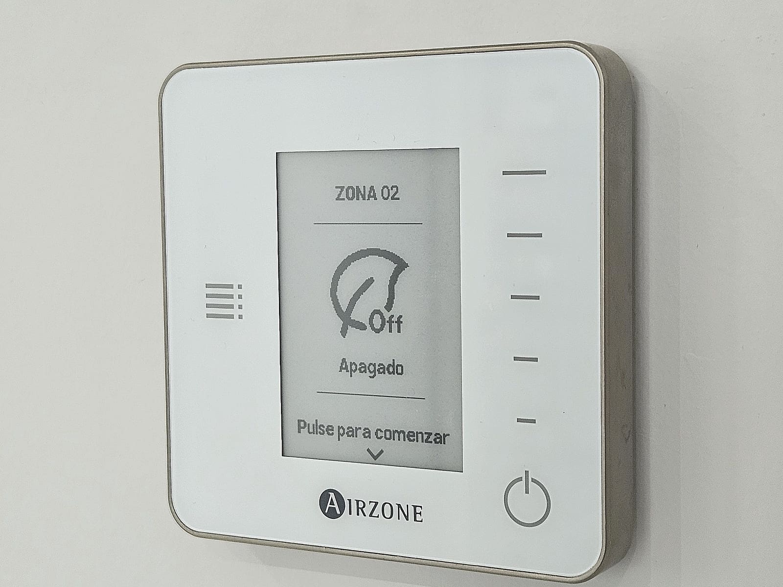 4 bedroom Villa for sale in Villamartin with pool - € 474,950 (Ref: 9495202)