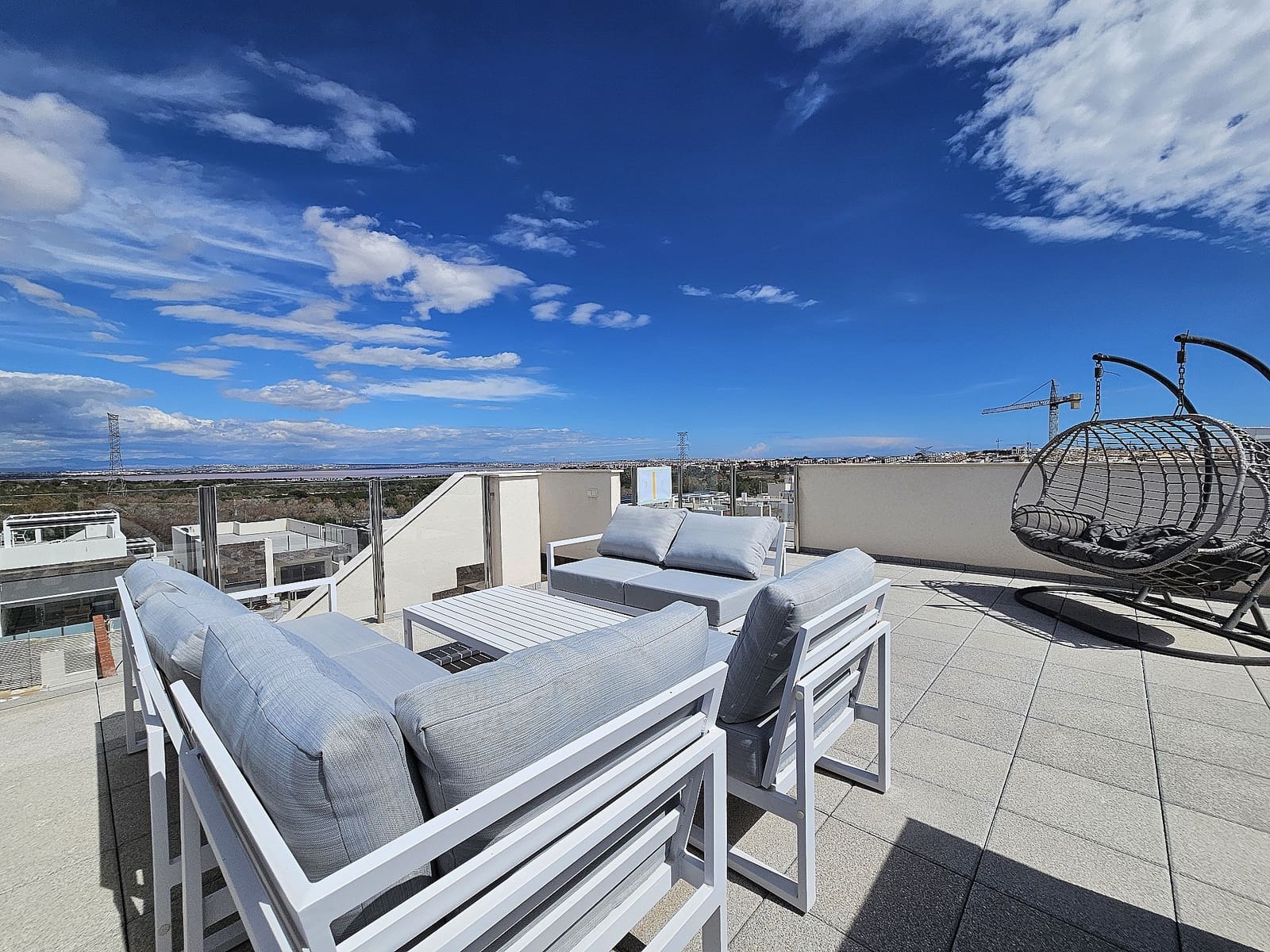 4 bedroom Villa for sale in Villamartin with pool - € 474,950 (Ref: 9495202)