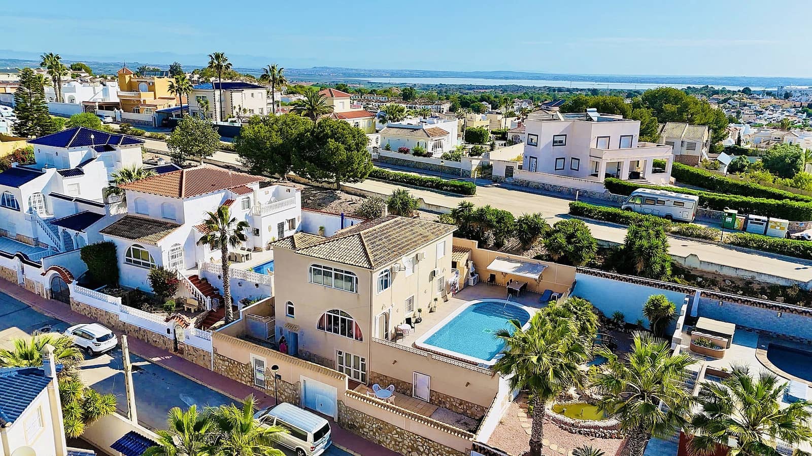 7 soveværelse Villa til salg i San Miguel de Salinas med swimmingpool - € 375.000 (Ref: 9495210)