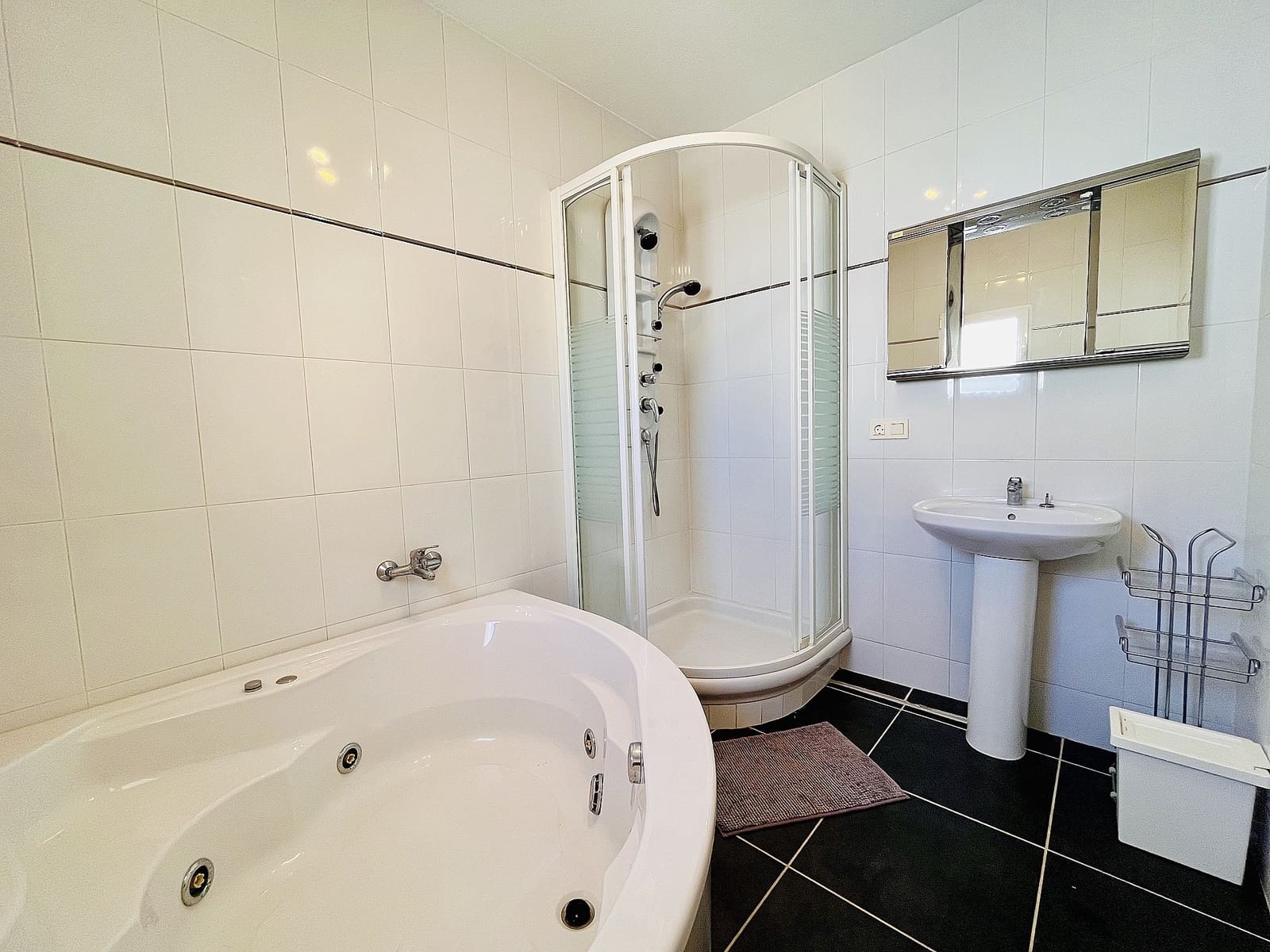 7 soveværelse Villa til salg i San Miguel de Salinas med swimmingpool - € 375.000 (Ref: 9495210)