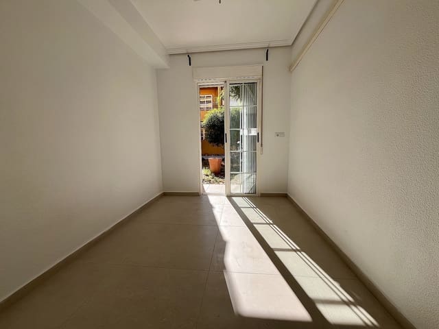 2 makuuhuone Huoneisto myytävänä paikassa Antonio Machado, Torrevieja - 260 000 € (Ref: 9495221)