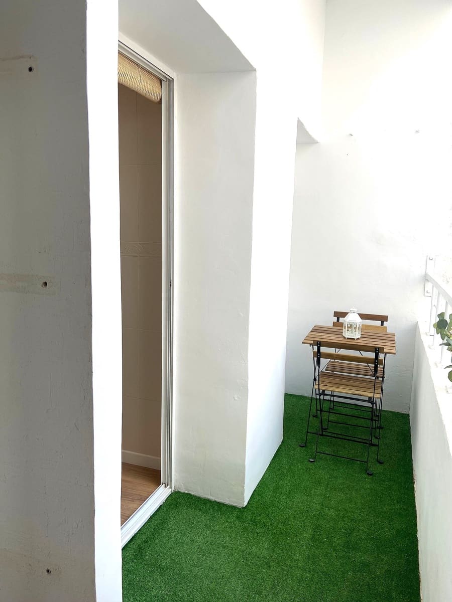 3 bedroom Apartment for sale in Elda - € 165,000 (Ref: 9495237)