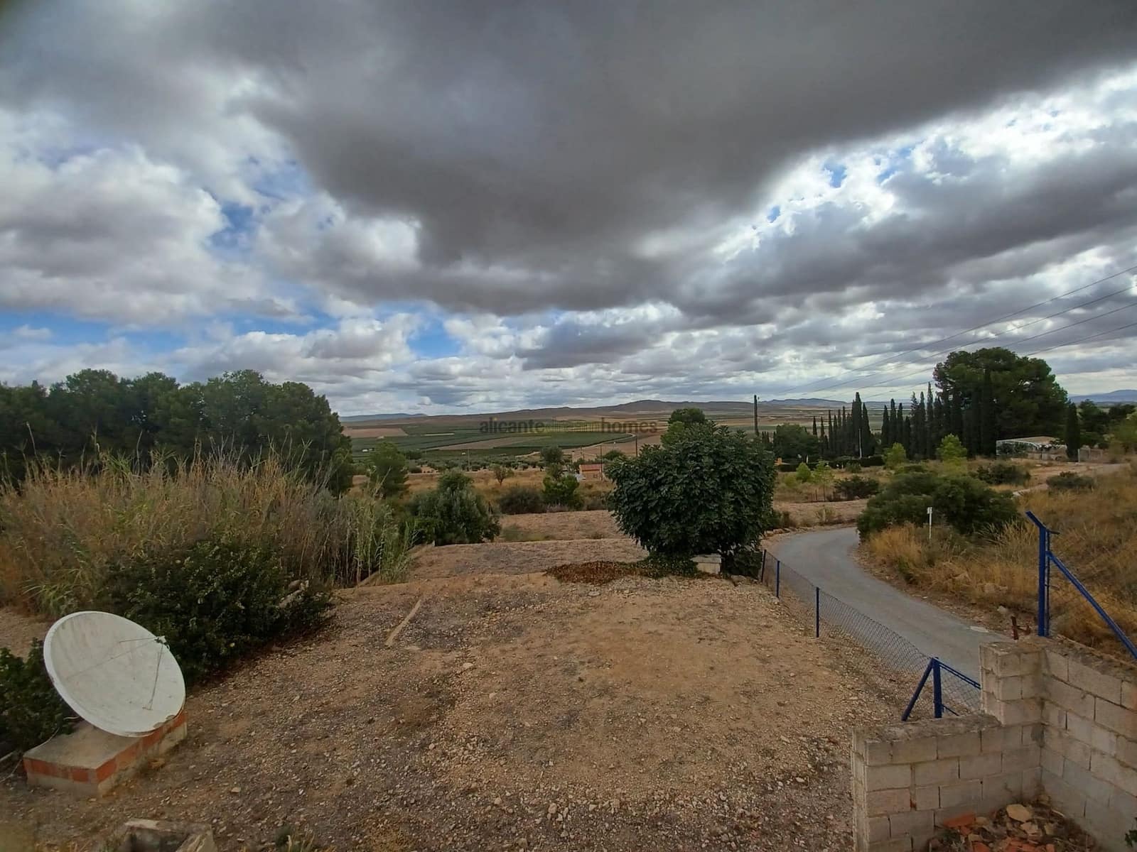 Finca/Casa Rural de 3 habitaciones en Yecla en venta con piscina garaje - 199.995 € (Ref: 9495250)