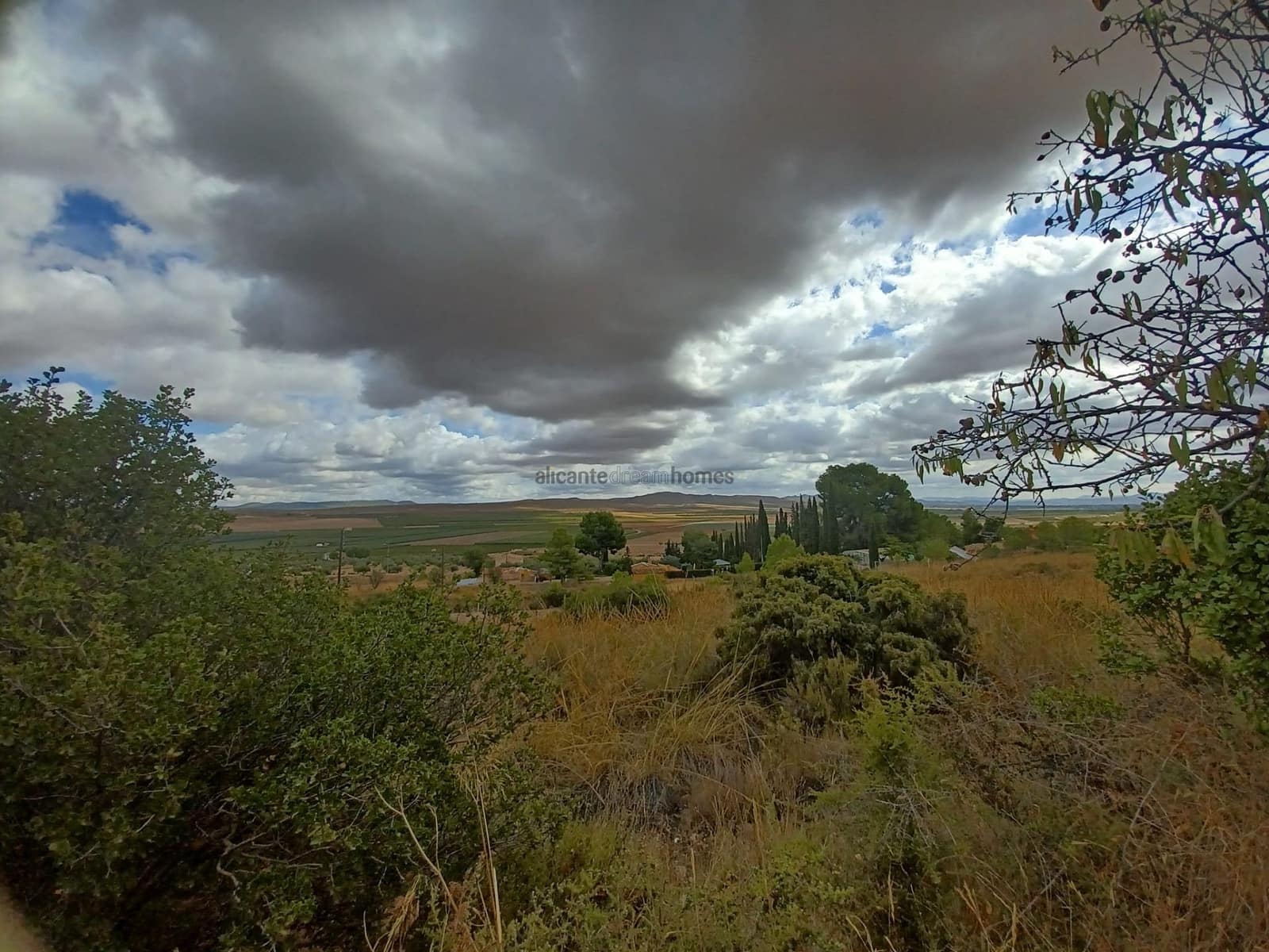 Finca/Casa Rural de 3 habitaciones en Yecla en venta con piscina garaje - 199.995 € (Ref: 9495250)