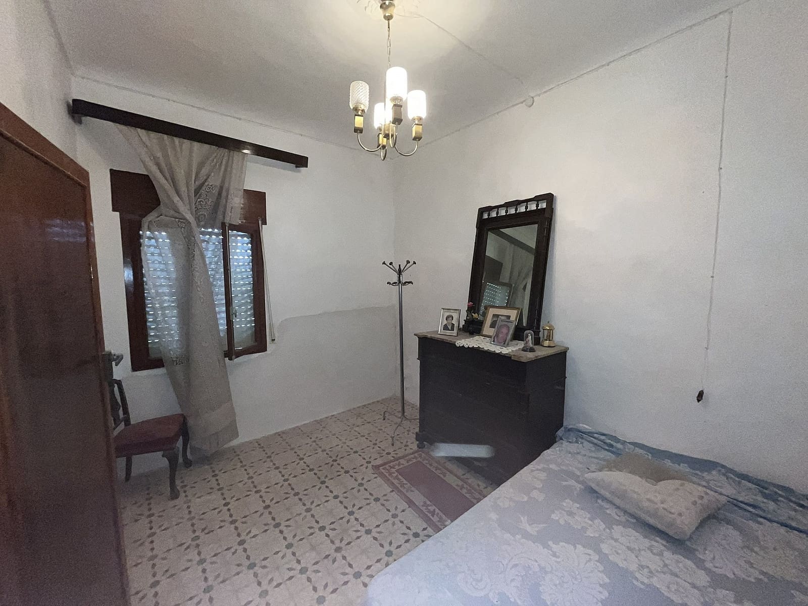 8 bedroom Finca/Country House for sale in Hondon de las Nieves - € 156,000 (Ref: 9498034)