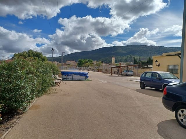 4 bedroom Finca/Country House for sale in Monóvar / Monóver with pool - € 225,000 (Ref: 9511973)