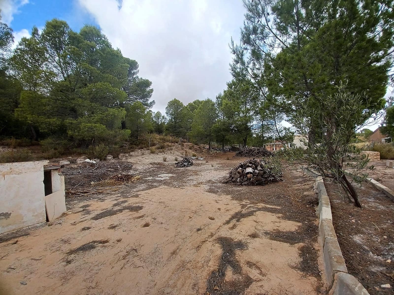 3 soveværelse Finca/Landehus til salg i Yecla med swimmingpool garage - € 199.995 (Ref: 9520567)