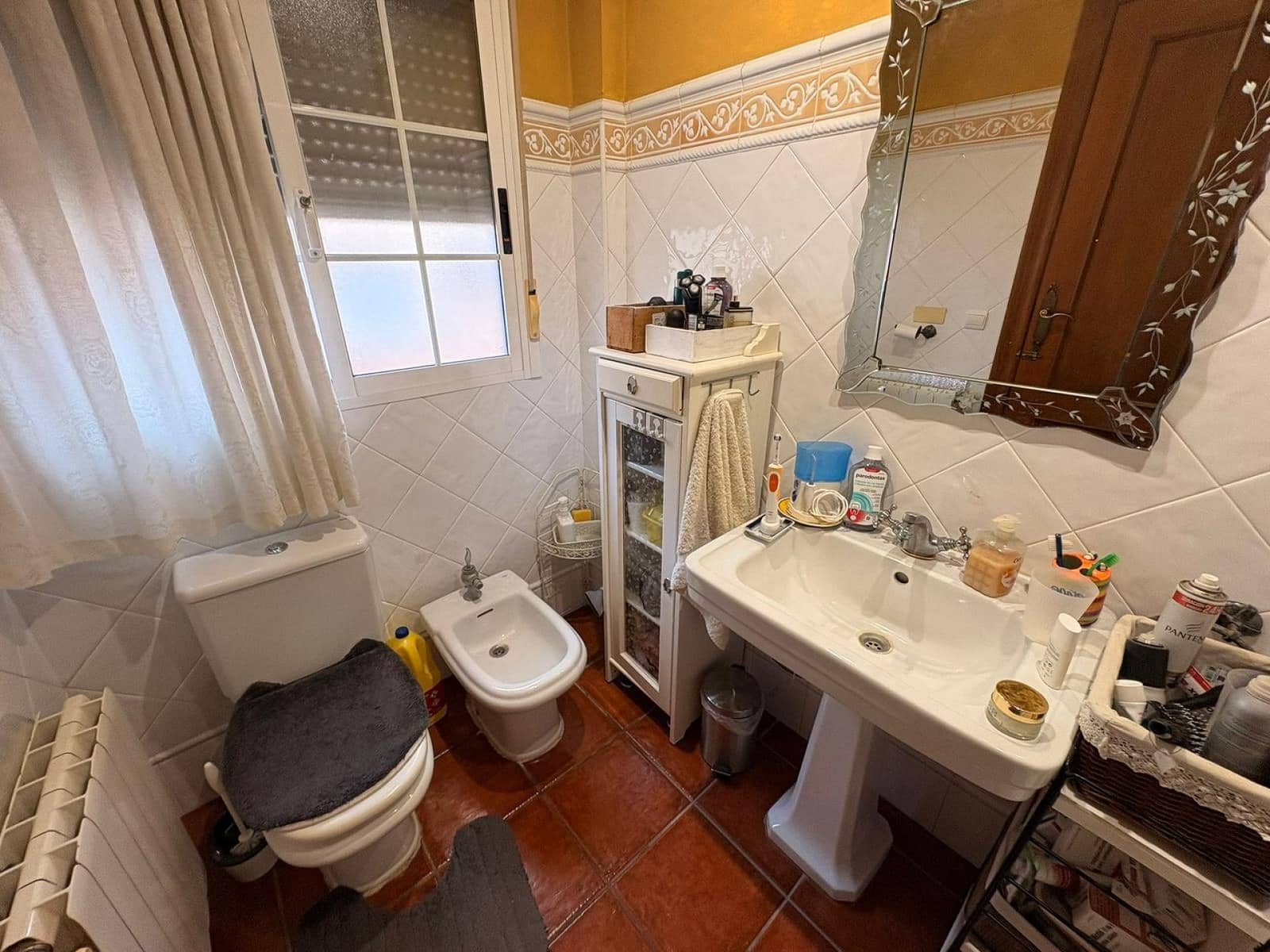 3 soveværelse Semi-Rækkehus til salg i Elda - € 280.000 (Ref: 9526064)