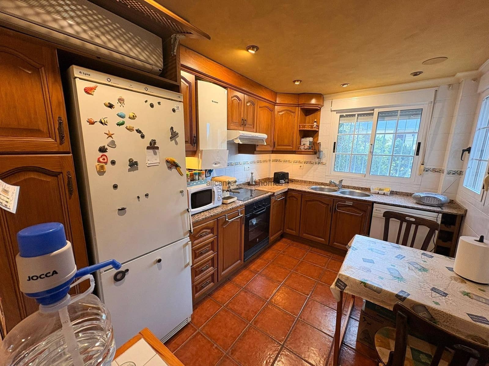 3 soveværelse Semi-Rækkehus til salg i Elda - € 280.000 (Ref: 9526064)