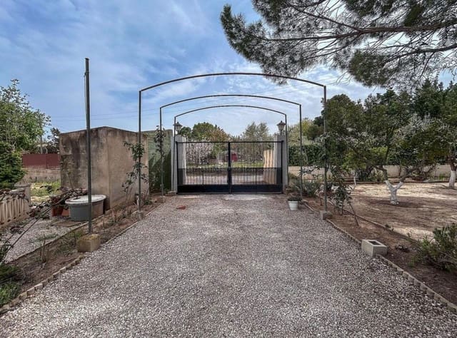 4 bedroom Finca/Country House for sale in Sax with pool garage - € 199,500 (Ref: 9529390)