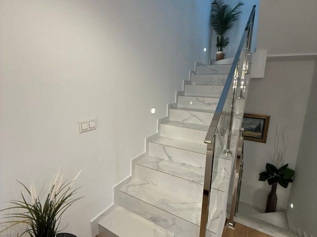 4 bedroom Villa for sale in Rojales with pool - € 549,500 (Ref: 9537187)