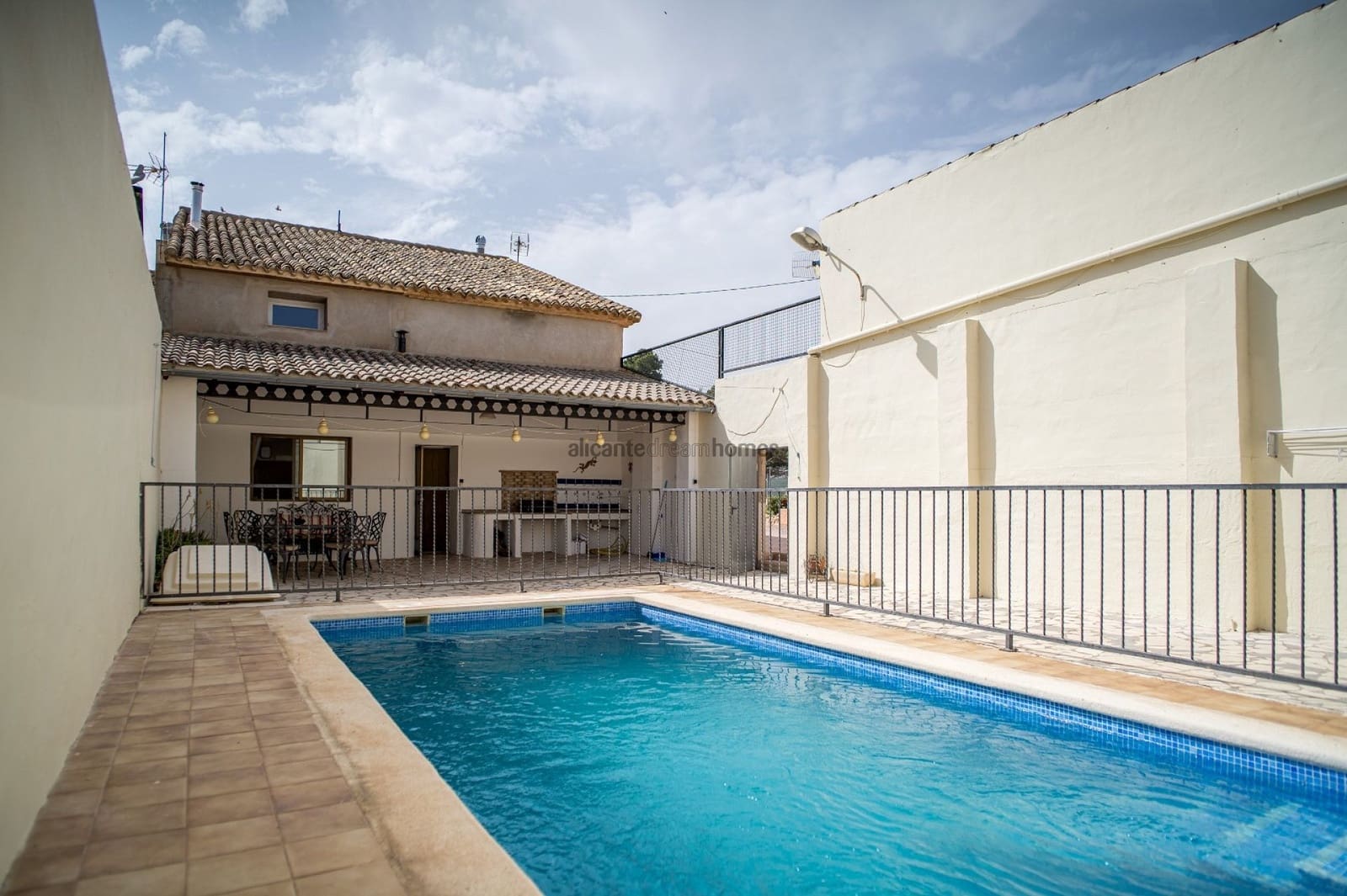 5 chambre Finca/Maison de Campagne à vendre à Pinoso avec piscine garage - 349 950 € (Ref: 9542986)