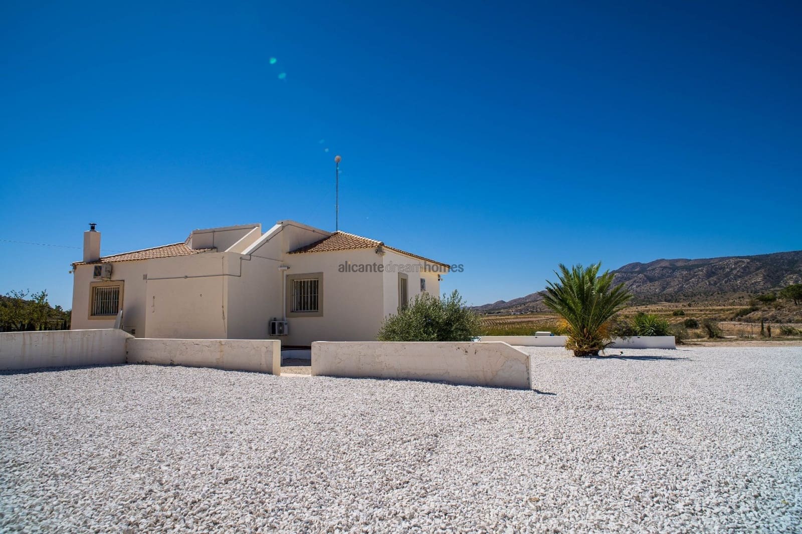 3 camera da letto Villa in vendita in Pinoso con piscina - 349.995 € (Rif: 9542988)