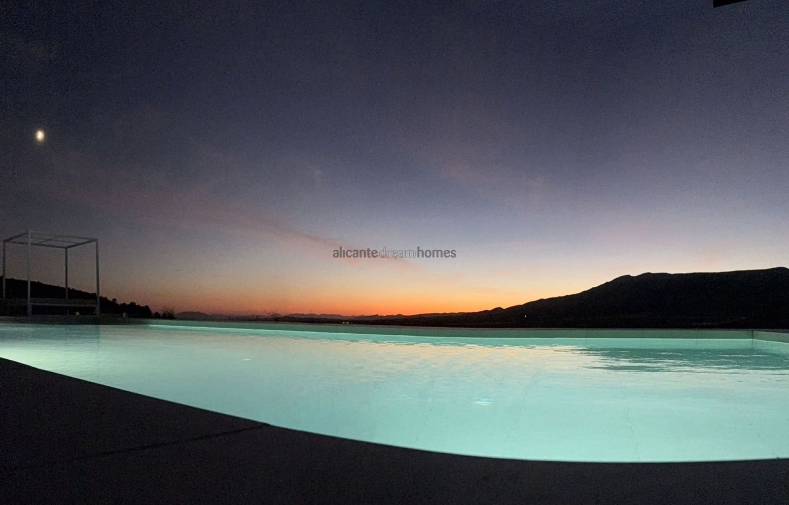 3 camera da letto Villa in vendita in Pinoso con piscina - 349.995 € (Rif: 9542988)