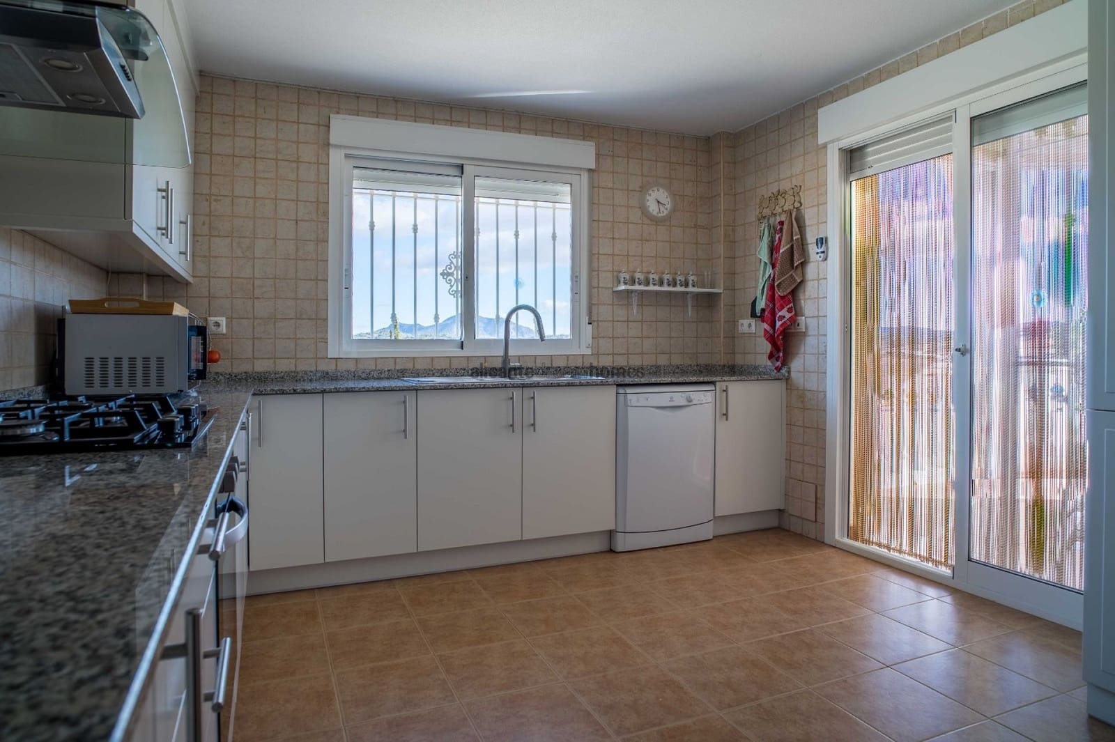 3 bedroom Villa for sale in Rodriguillo with pool - € 395,000 (Ref: 9547517)