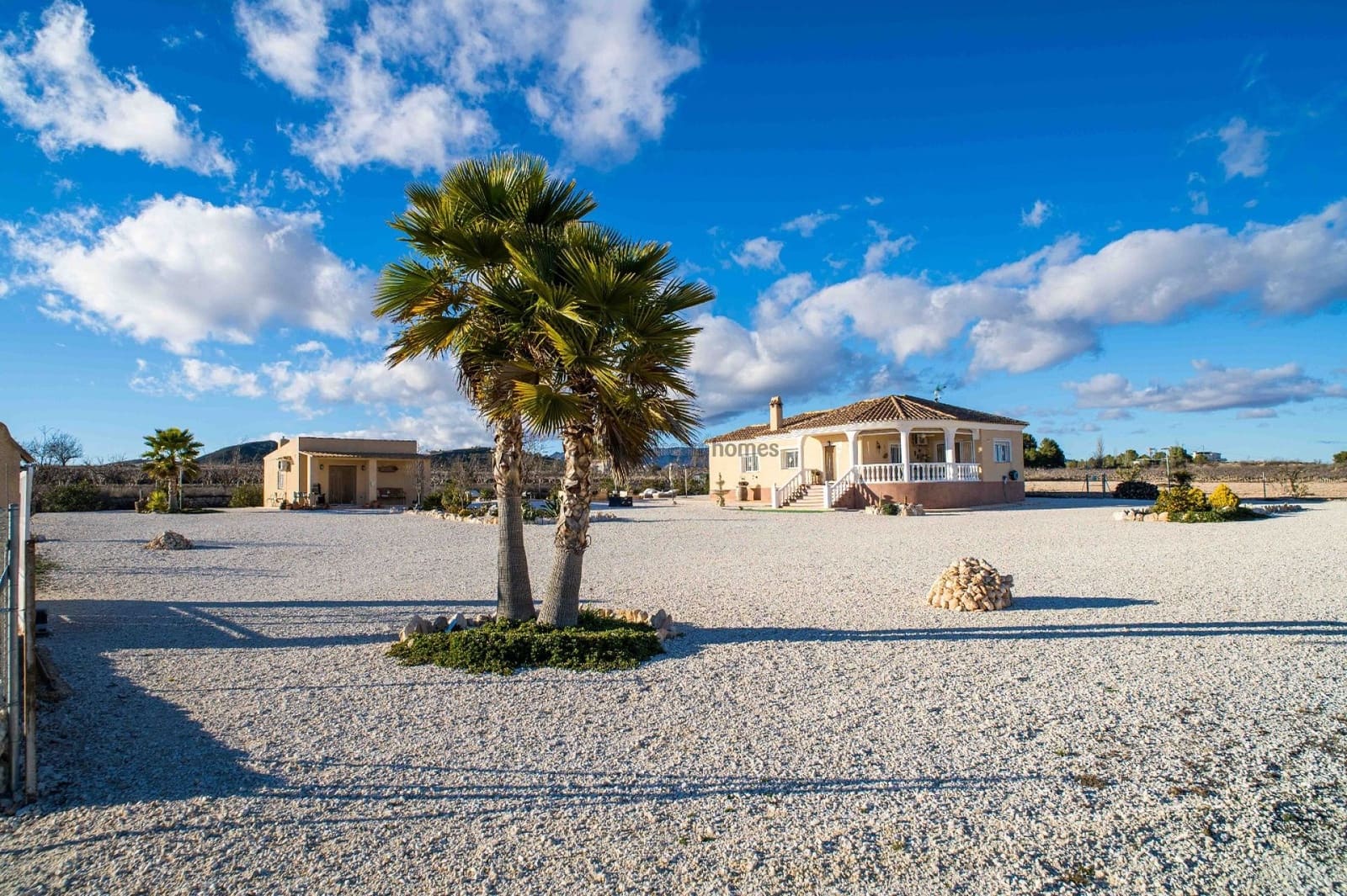 3 bedroom Villa for sale in Rodriguillo with pool - € 395,000 (Ref: 9547517)