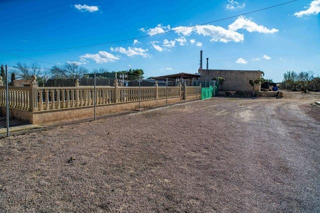 5 slaapkamer Finca/Landhuis te koop in Raspay, Yecla met zwembad - € 270.000 (Ref: 9550569)