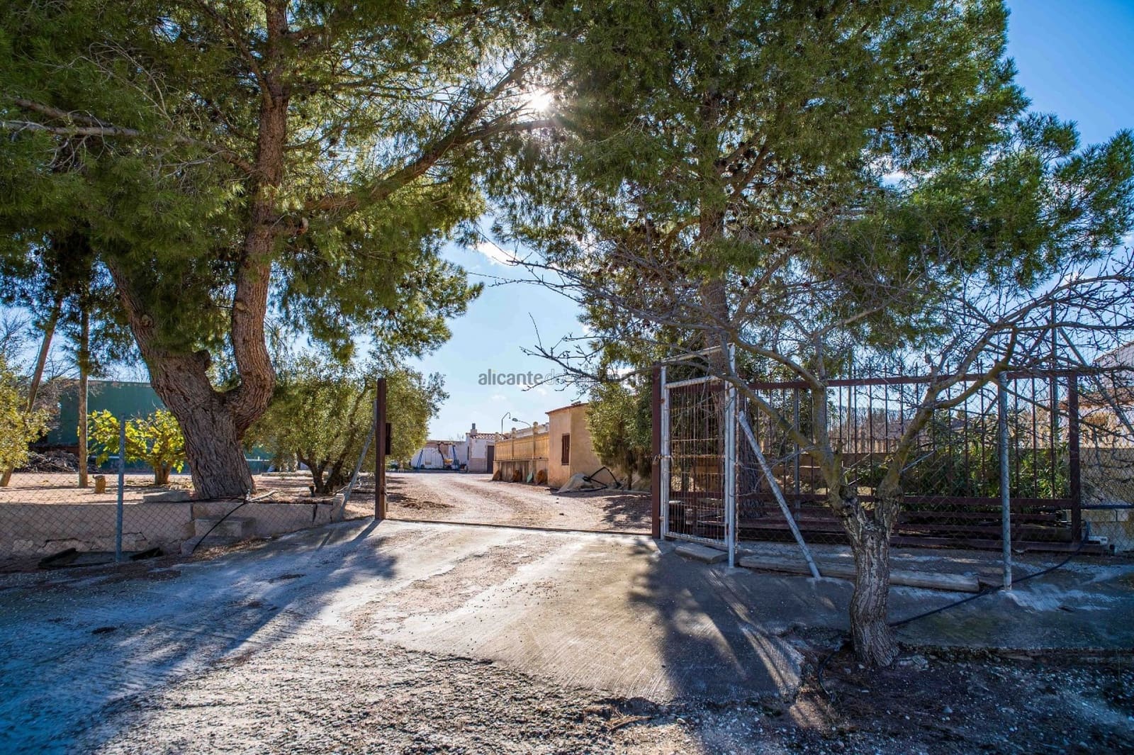 5 sypialnia Finka/Dom wiejski na sprzedaż w Raspay z basenem - 270 000 € (Ref: 9550569)