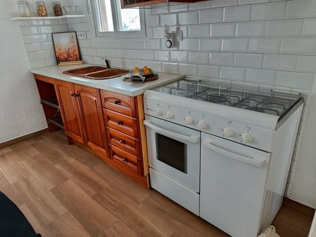 2 makuuhuone Maalaistalo myytävänä paikassa Novelda - 149 000 € (Ref: 9554524)