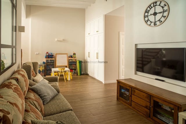 4 Zimmer Haus zu verkaufen in Pinoso - 220.000 € (Ref: 9554527)