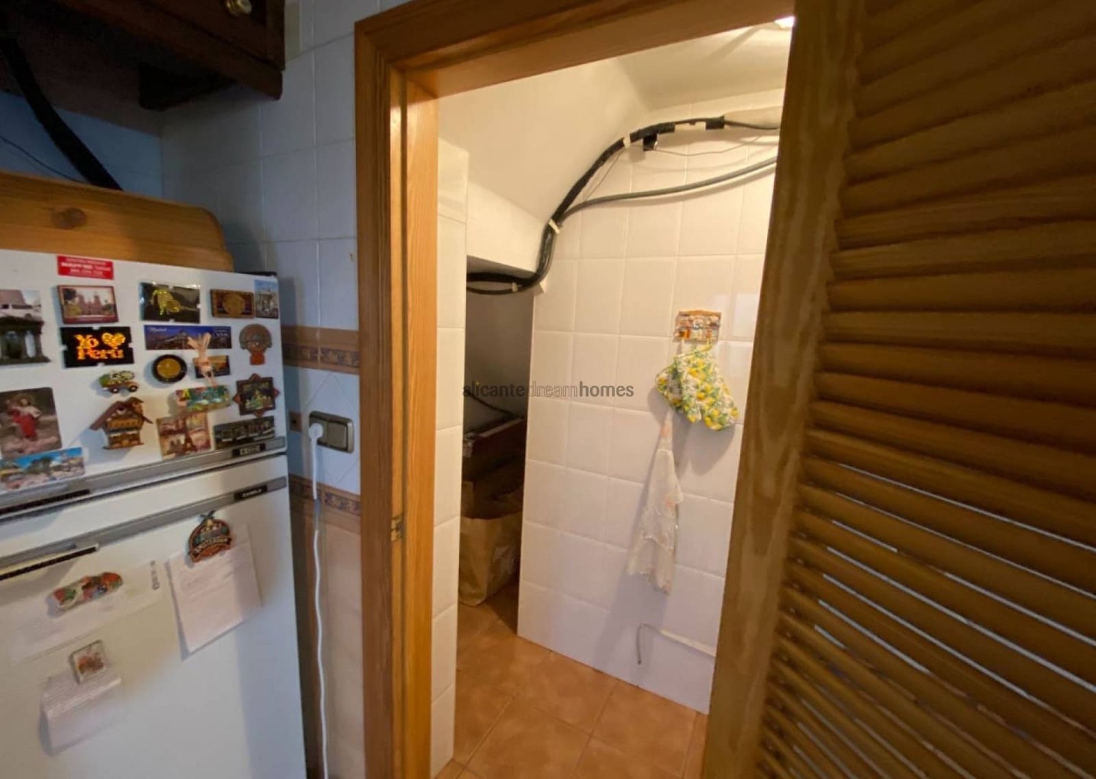 5 soveværelse Byhus til salg i Sax med garage - € 175.000 (Ref: 9554528)