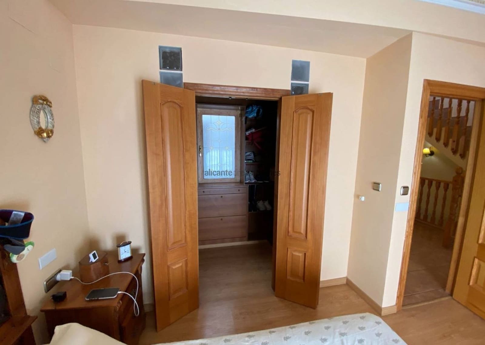 5 soveværelse Byhus til salg i Sax med garage - € 175.000 (Ref: 9554528)