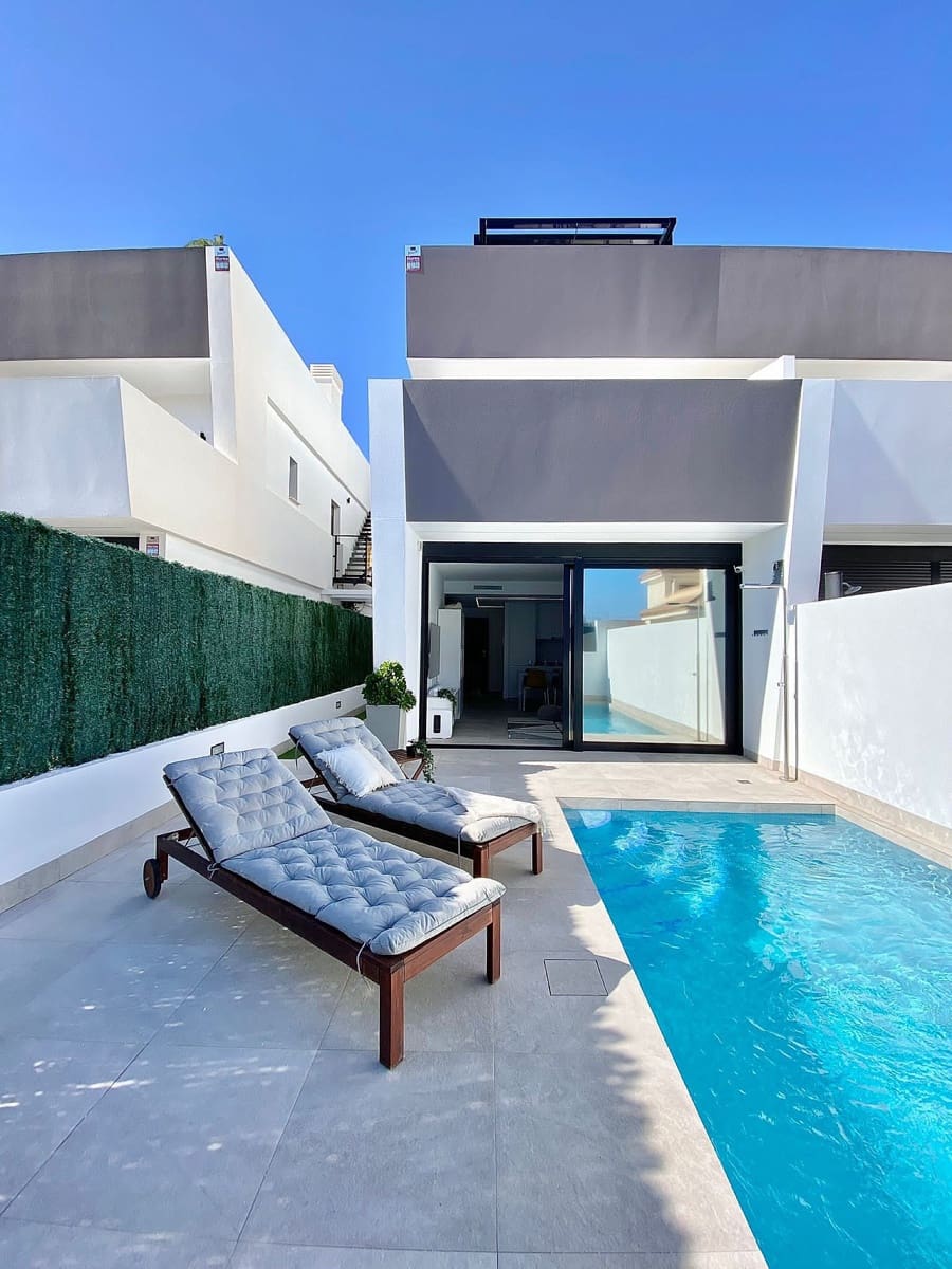 3 soverom Villa til salgs i Santiago de la Ribera med svømmebasseng - € 319 950 (Ref: 9557563)