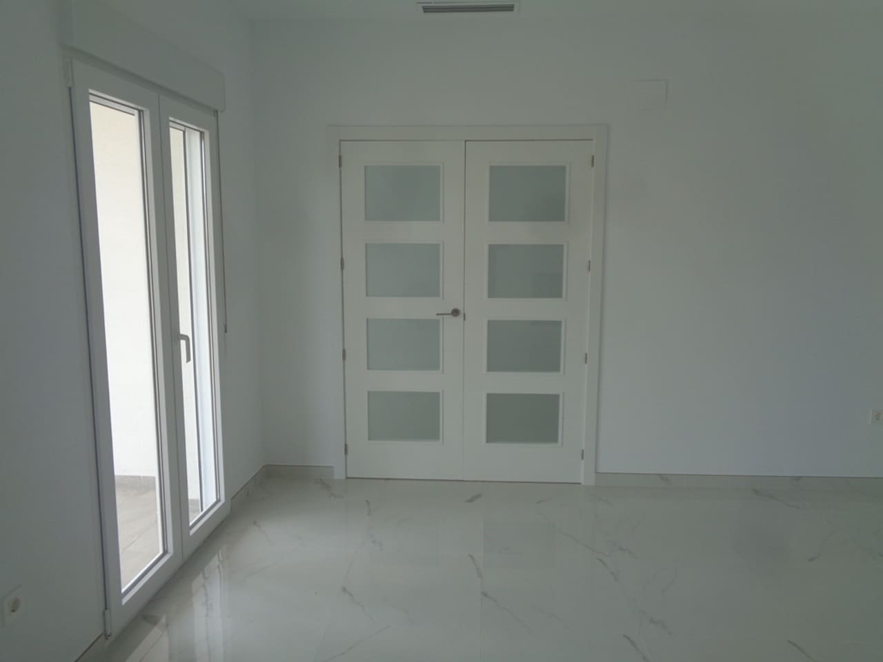 4 slaapkamer Villa te koop in Pinoso met zwembad - € 423.000 (Ref: 9564276)