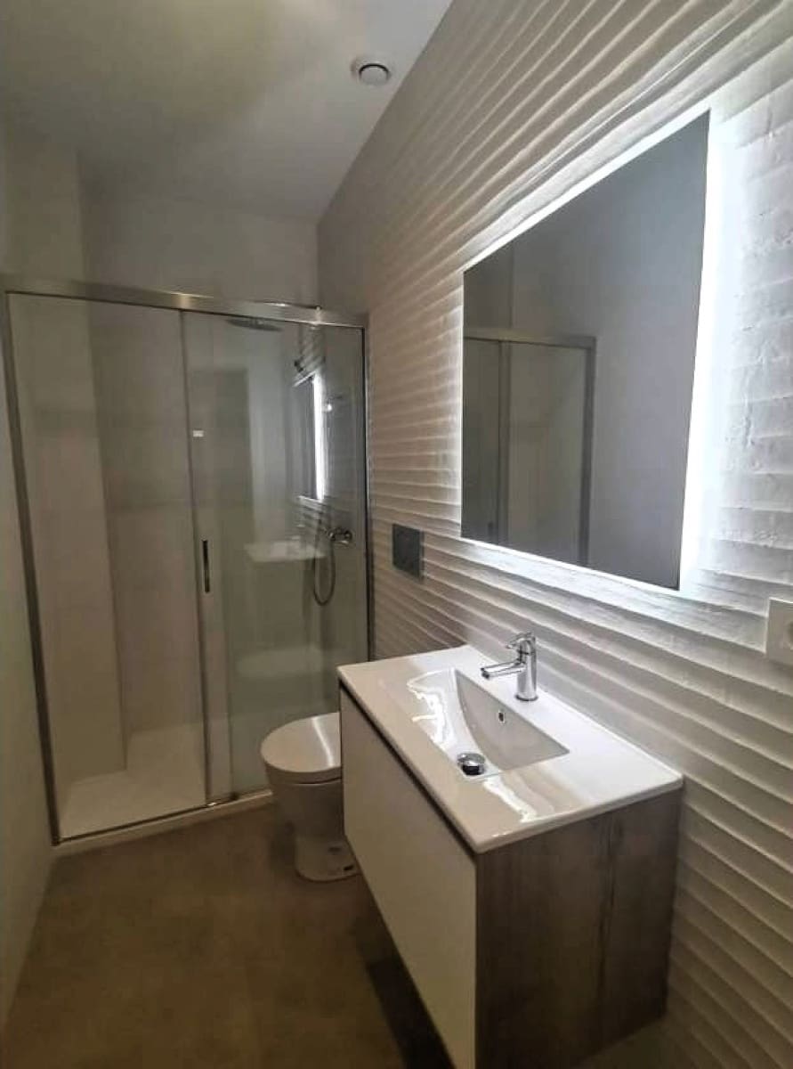 2 makuuhuone Huoneisto myytävänä paikassa Torrevieja mukana uima-altaan - 249 000 € (Ref: 9567973)