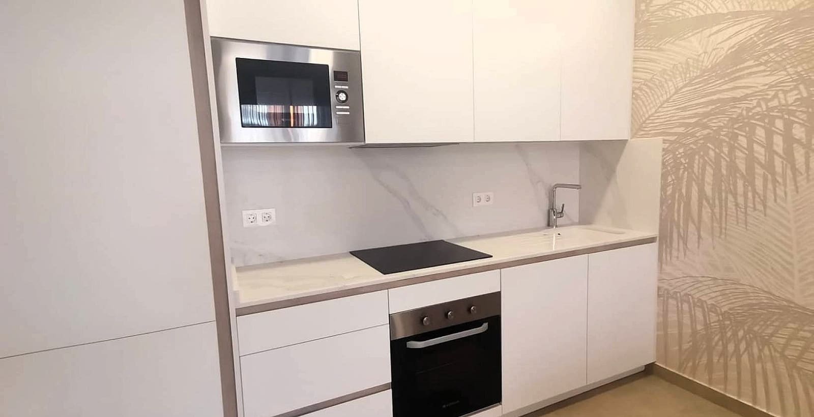 2 makuuhuone Huoneisto myytävänä paikassa Torrevieja mukana uima-altaan - 249 000 € (Ref: 9567973)