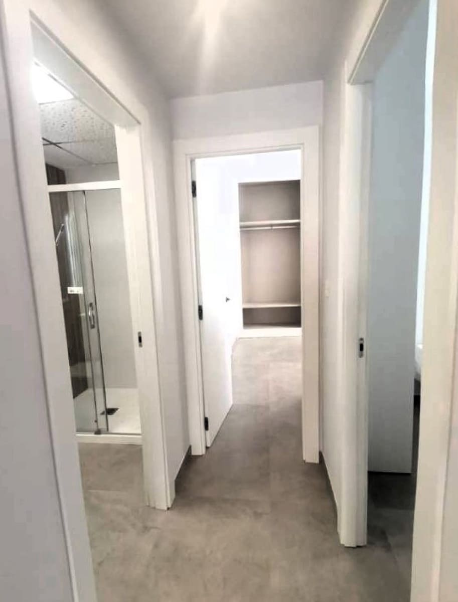 2 soverom Leilighet til salgs i Torrevieja med svømmebasseng - € 259 000 (Ref: 9567975)