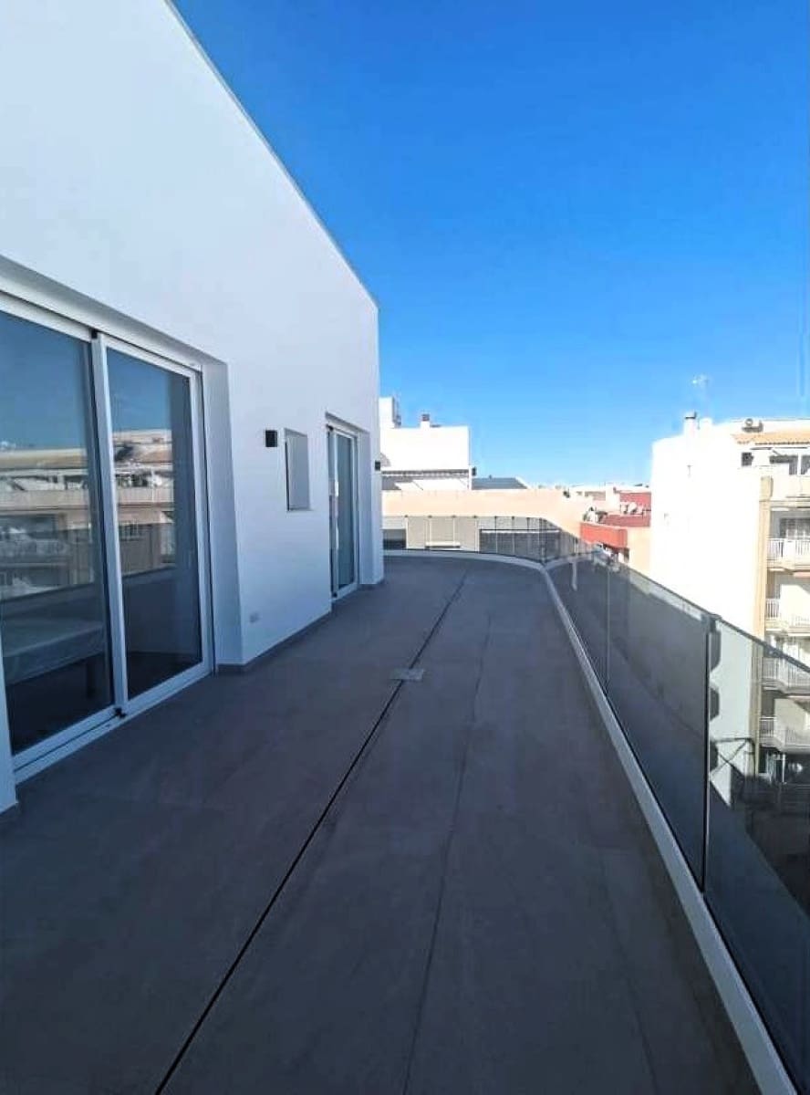 2 sypialnia Apartament na sprzedaż w Torrevieja z basenem - 459 000 € (Ref: 9567976)
