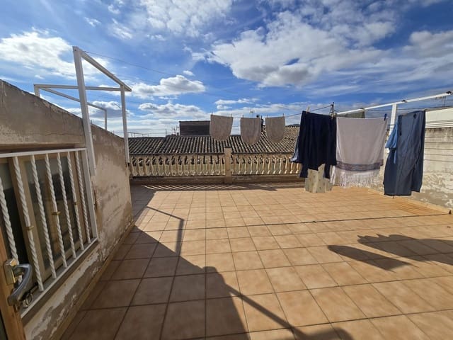 5 soveværelse Byhus til salg i Sax med garage - € 175.000 (Ref: 9570461)