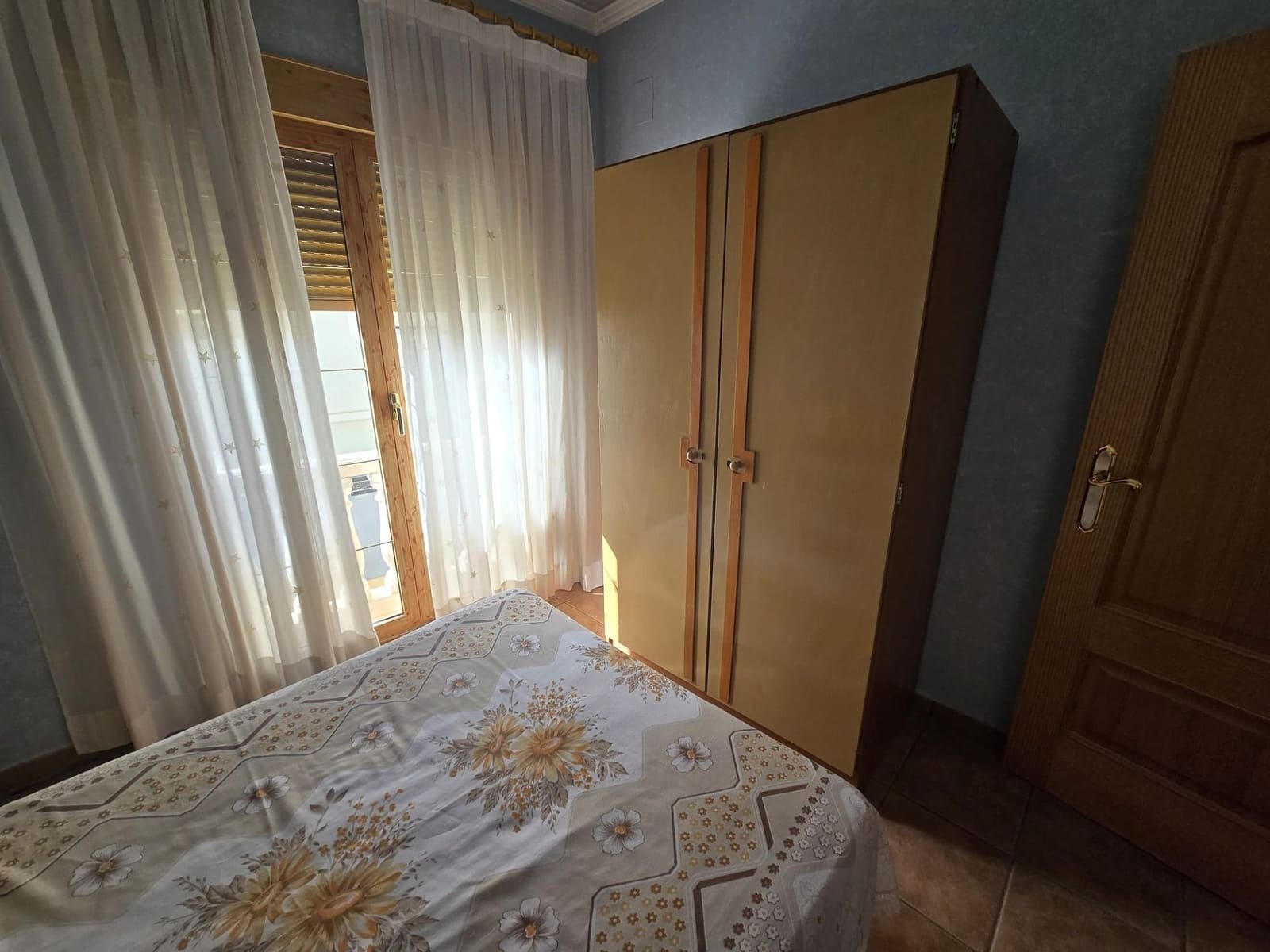 5 soveværelse Byhus til salg i Sax med garage - € 175.000 (Ref: 9570461)