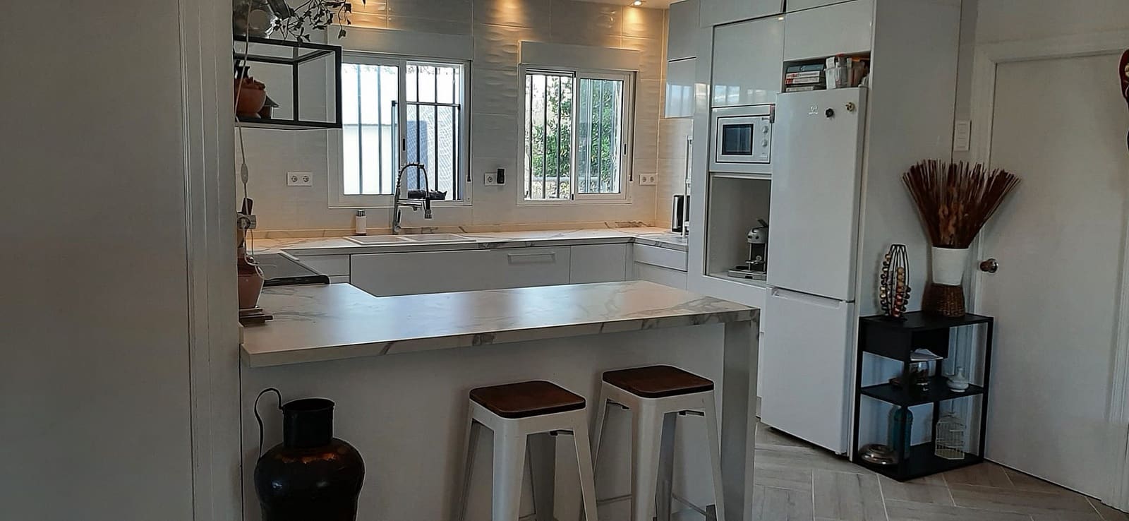 3 soveværelse Villa til salg i Caudete med swimmingpool garage - € 257.000 (Ref: 9570489)