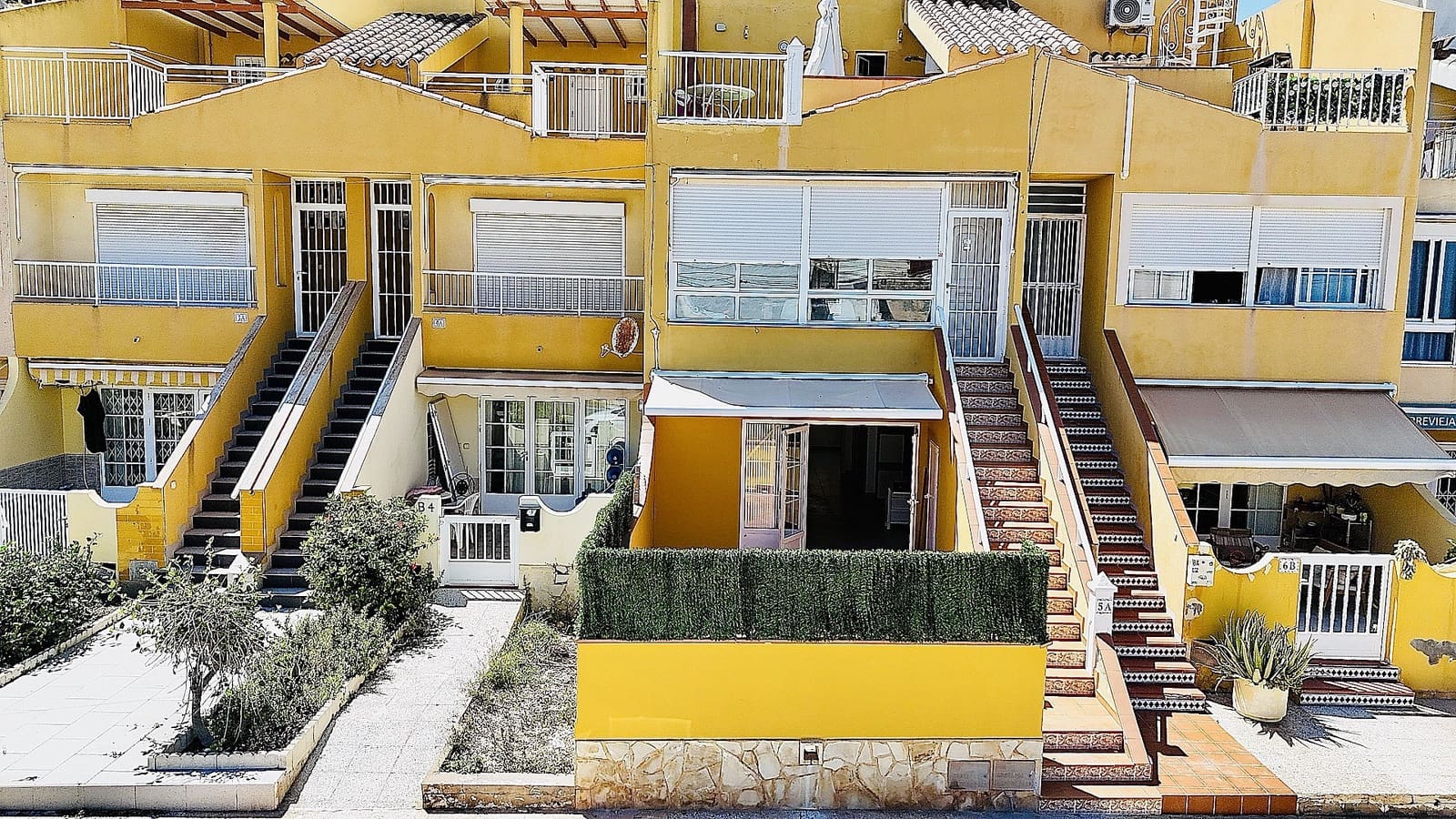 2 makuuhuone Huoneisto myytävänä paikassa Torrevieja - 260 000 € (Ref: 9570534)