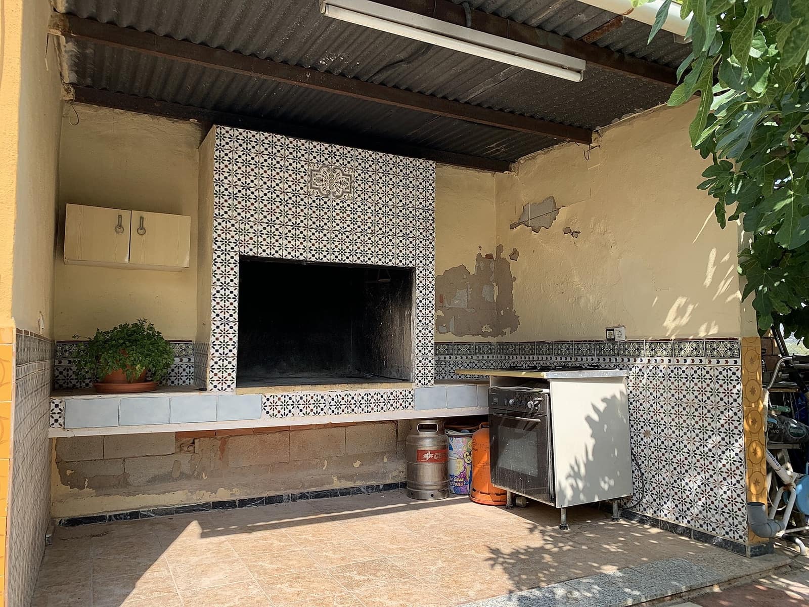 3 soveværelse Finca/Landehus til salg i Aspe med swimmingpool garage - € 136.000 (Ref: 9573910)