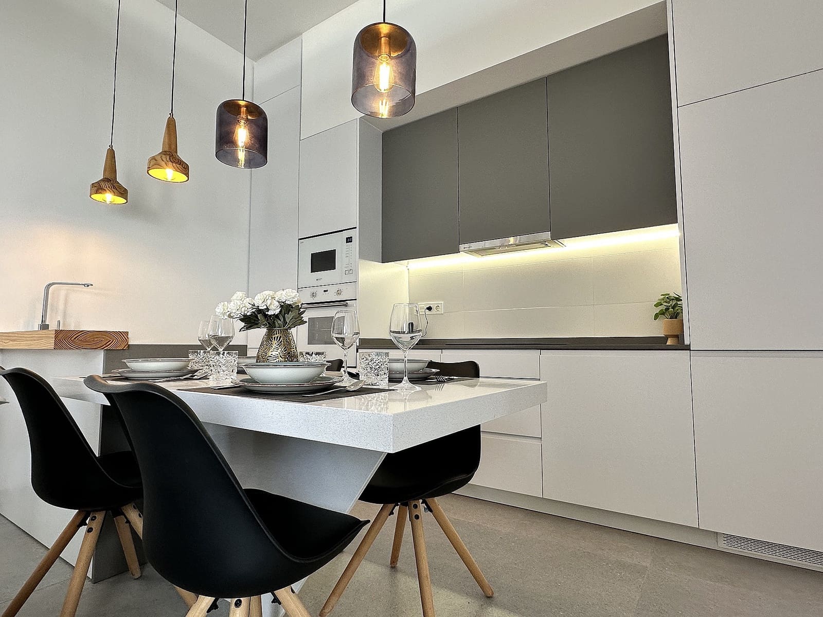 3 slaapkamer Bungalow te koop in Roldan met zwembad - € 269.950 (Ref: 9575548)