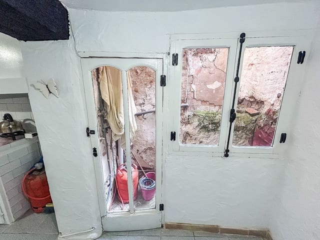 4 camera da letto Casa in vendita in Onil - 90.000 € (Rif: 9575612)