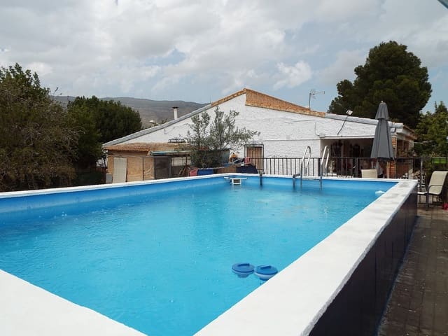 3 camera da letto Villa in vendita in Caudete con piscina garage - 257.000 € (Rif: 9578382)
