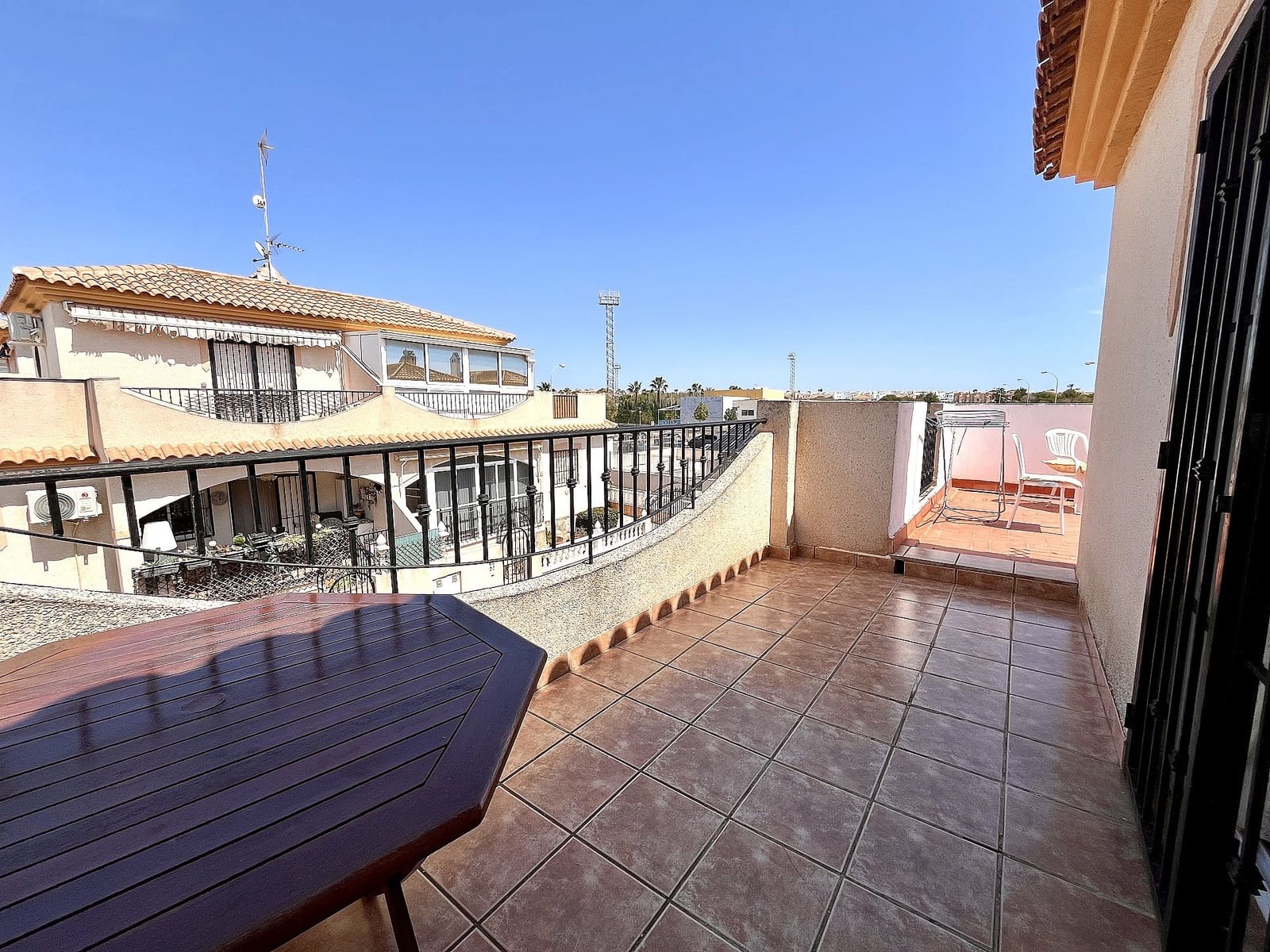 3 quarto Casa em Banda para venda em Playa Flamenca com piscina - 210 000 € (Ref: 9578426)