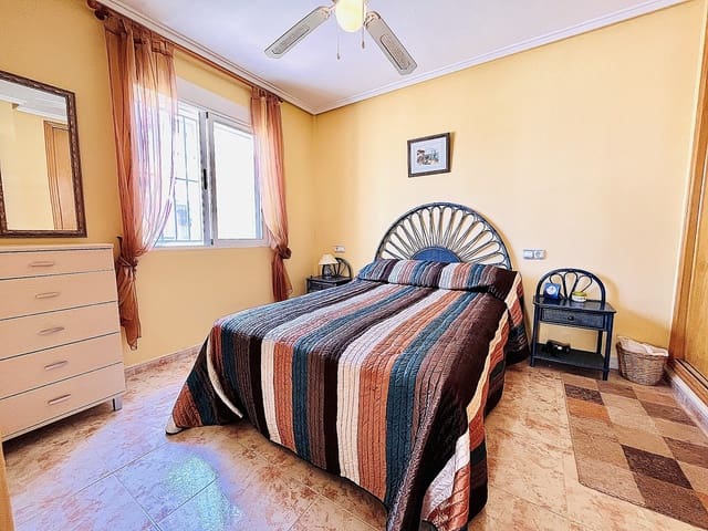 3 quarto Casa em Banda para venda em Playa Flamenca, Orihuela com piscina - 210 000 € (Ref: 9578426)