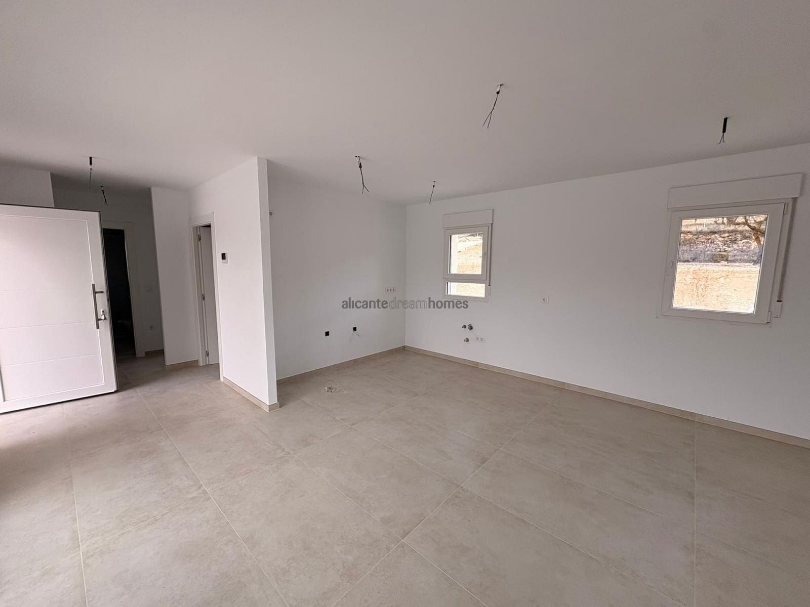 3 quarto Moradia para venda em Pinoso com piscina - 399 995 € (Ref: 9585322)