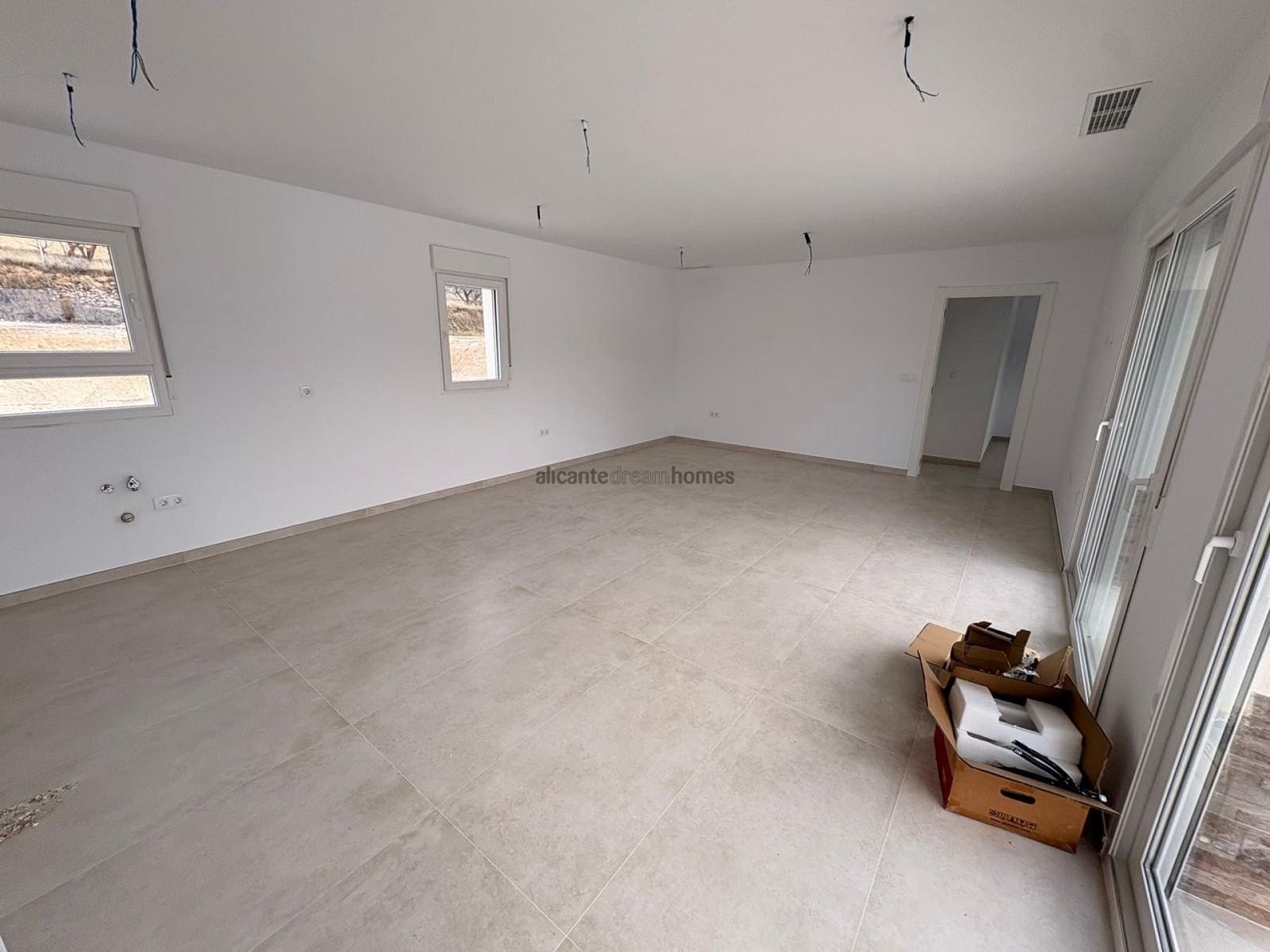 3 quarto Moradia para venda em Pinoso com piscina - 399 995 € (Ref: 9585322)