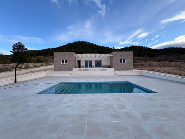 Chalet de 3 habitaciones en Encebras, Pinoso en venta con piscina - 399.995 € (Ref: 9585322)