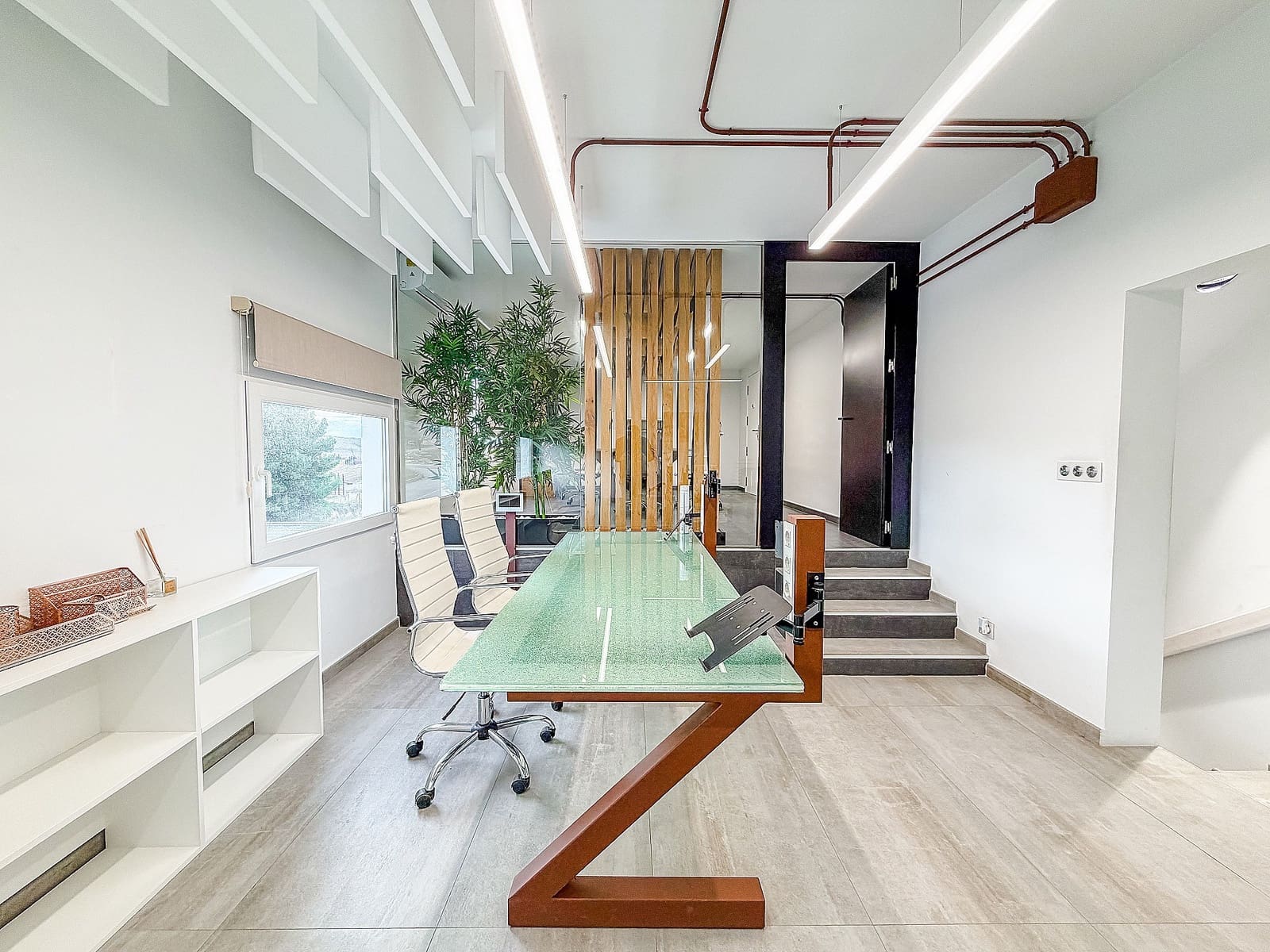 4 makuuhuone Kaupallinen myytävänä paikassa Villena mukana 
autotalli - 226 600 € (Ref: 9594588)