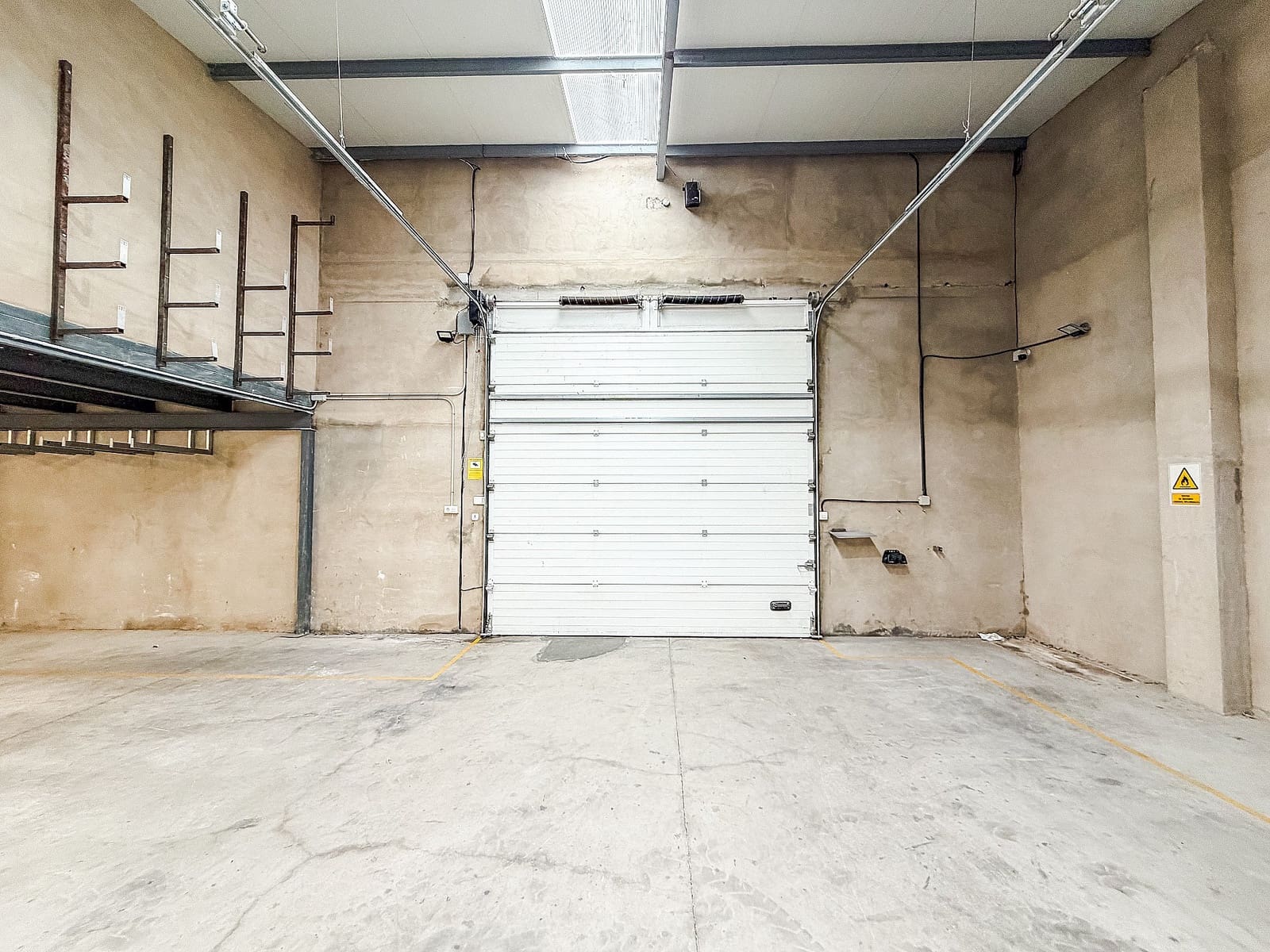 4 makuuhuone Kaupallinen myytävänä paikassa Villena mukana 
autotalli - 226 600 € (Ref: 9594588)