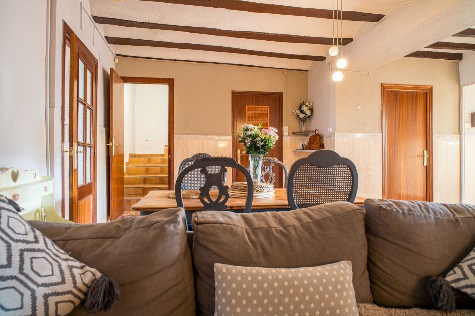 5 bedroom Finca/Country House for sale in Pinoso with pool - € 179,950 (Ref: 9594589)