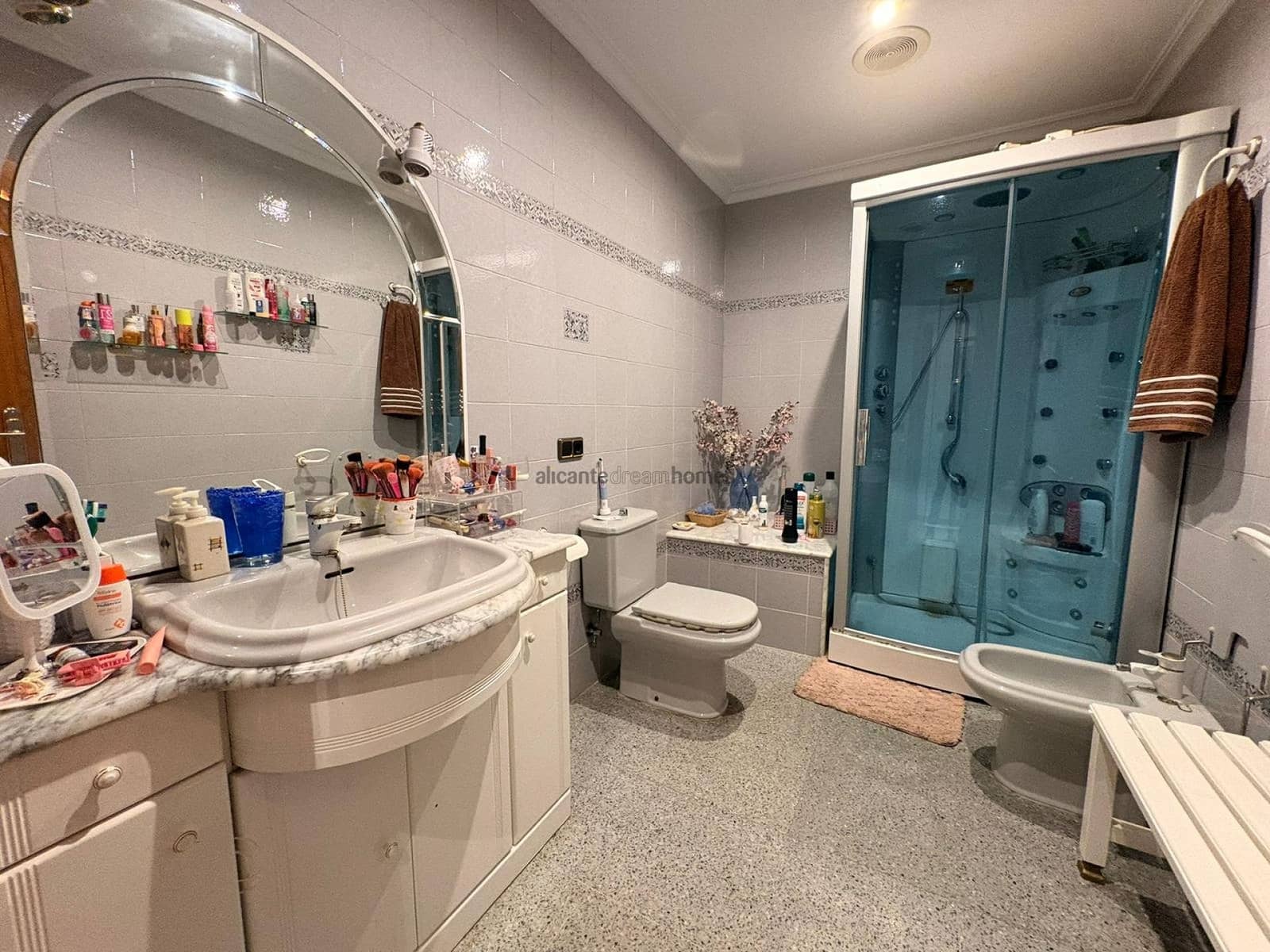 6 soverom Villa til salgs i Sax med svømmebasseng garasje - € 599 995 (Ref: 9598624)